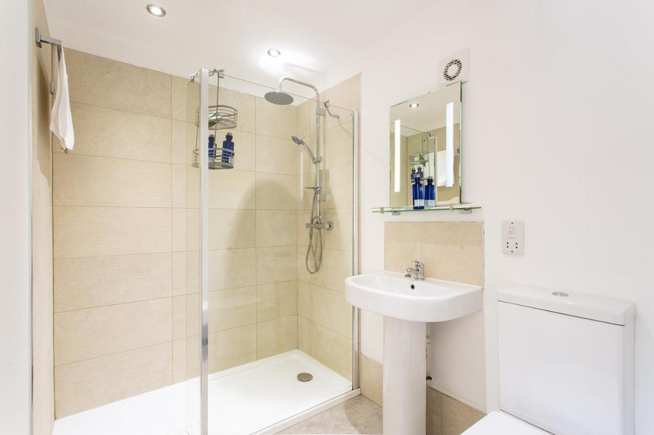 The Royal Oak Hotell Loughborough Exteriör bild